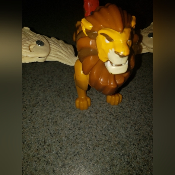 Fisher Price Imaginext DC Super Friends Zeus's Flying Lion - Picture 4 of 11